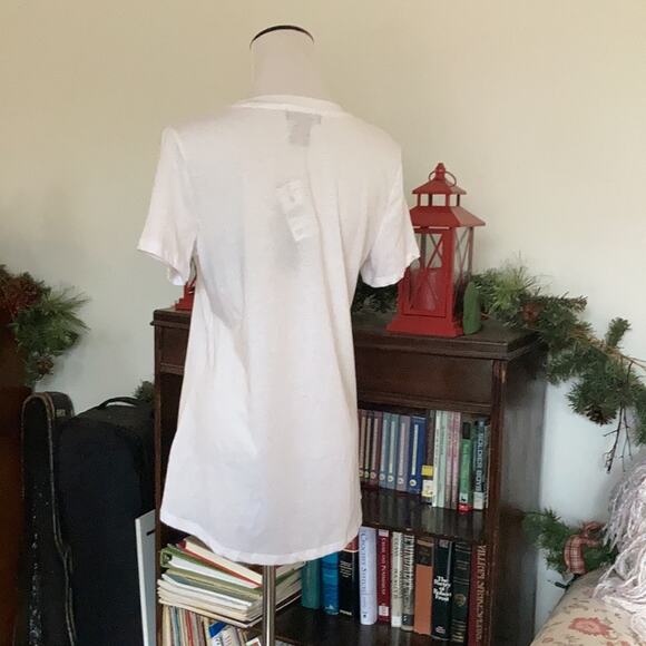 NWT Delusional “Use Your Voice” Graphic Tee, Size S - Picture 3 of 6